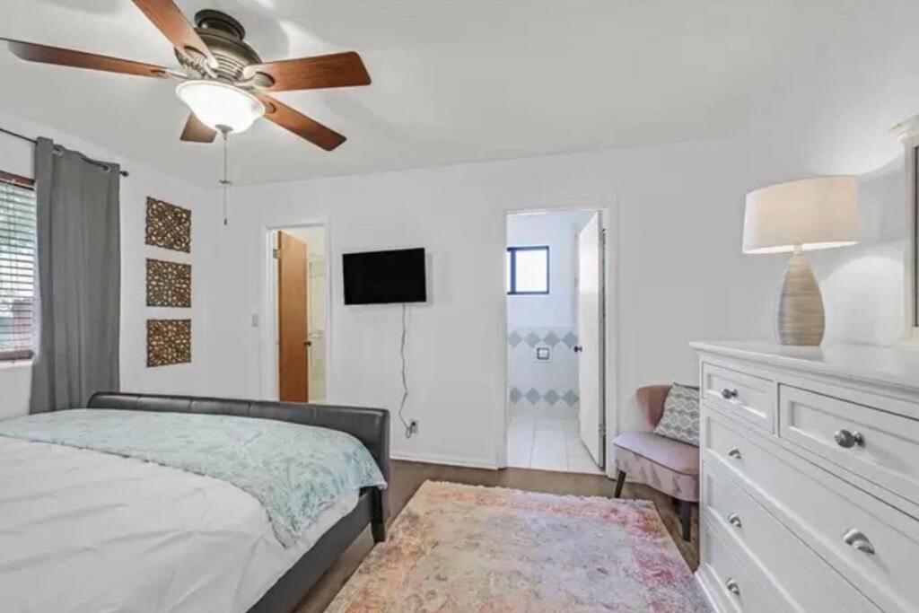 Beautiful Oasis With Rv Or Boat Parking Villa Henderson Exterior foto